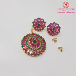 Pendants CZ 055