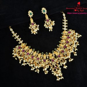 Necklace 037