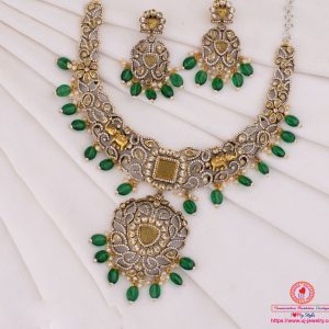 Necklace ♥111